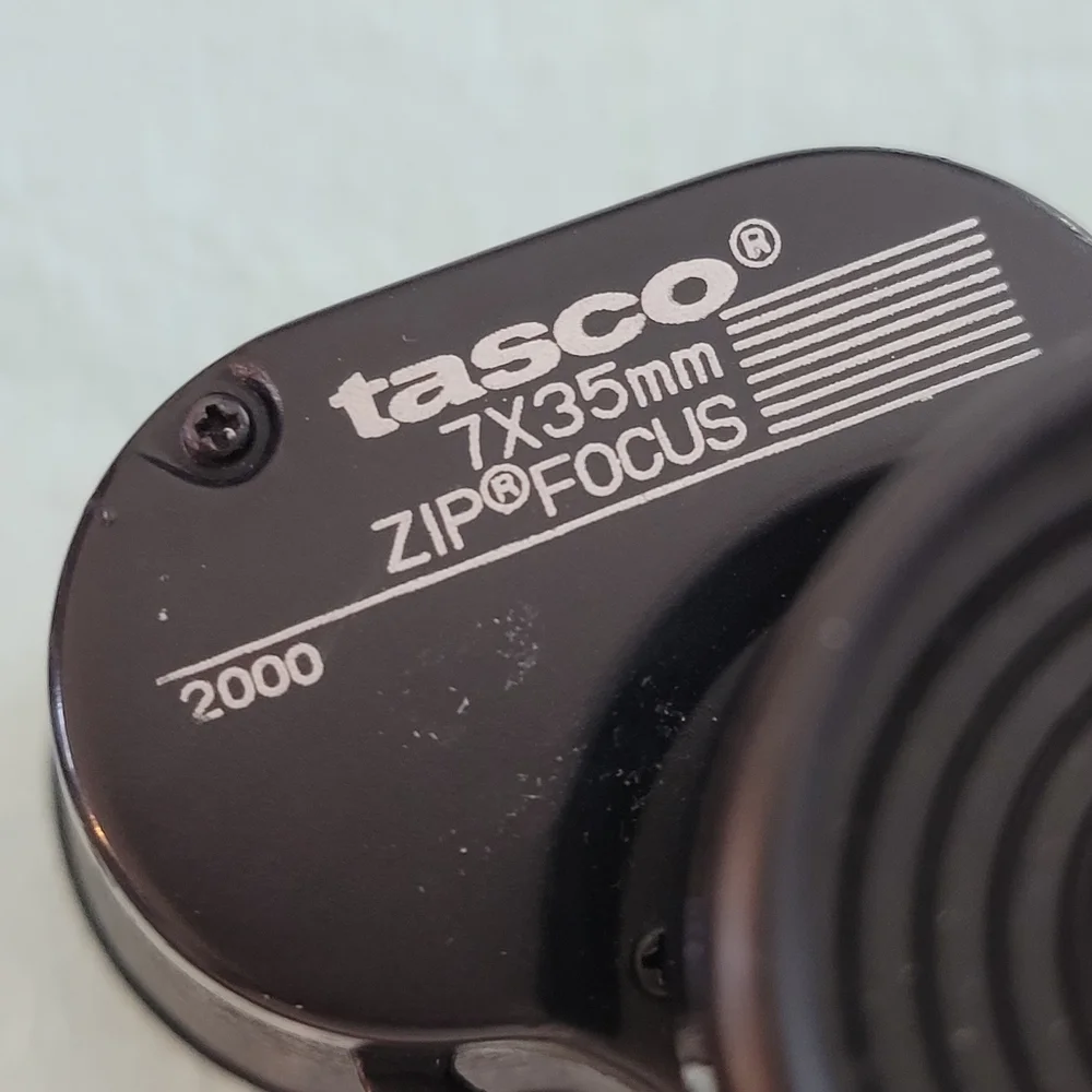 Vintage, Tasco Binoculars, zip 7X35WA Focus 2000.420 Ft 1000 Yards 140M/1000M